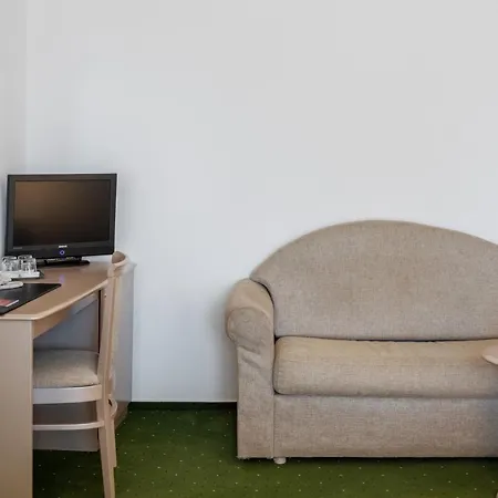 מלון Complex Bran-brad-bega 4*