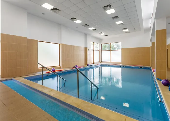 Hotel Complex Bran-brad-bega 4*